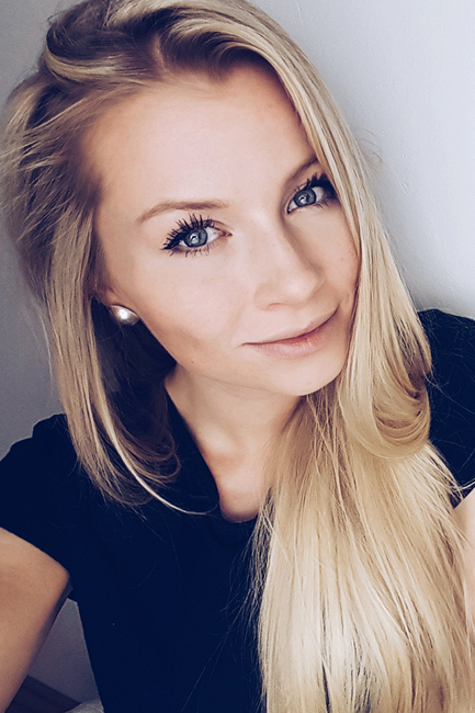 Messehostess Jovana Marie – Siegen