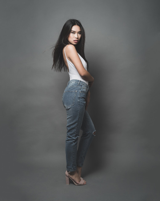 Hostess Linh