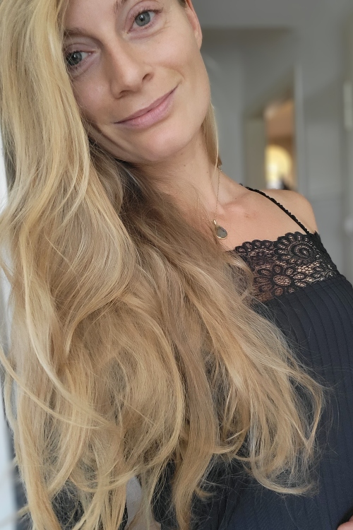 Event Hostess Bianca