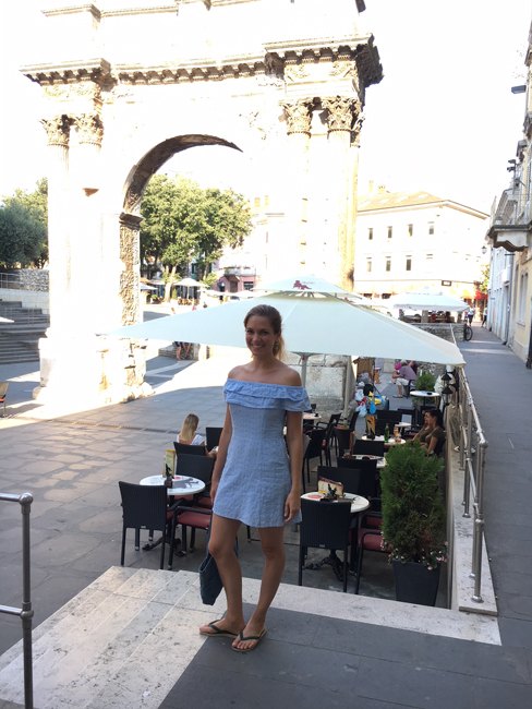 Hostess Marta