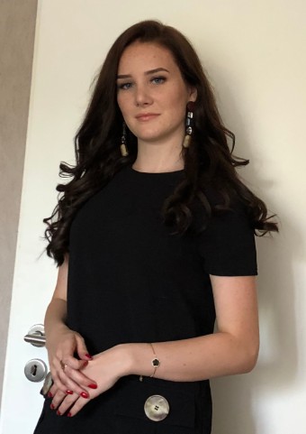 Messehostess Katharina aus Wiesbaden, Sprachen: Russisch
