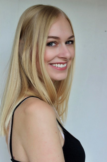 Fair Hostess Sophia from Mannheim