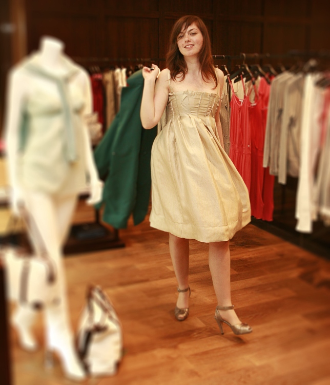 Hostess Sofia