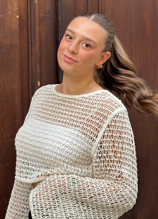 hôtesse Defne à Vienne