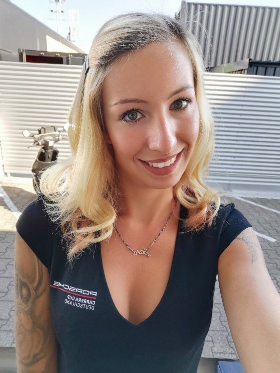 In May 2014 I started working as a fair hostess / promoter and during this time I have worked at many trade fairs (e.g. Essen Motor Show, Discocontact, ...) and completed other promotional activities.
Since 2019 I have been traveling all over Europe as a Grid Girl on the racetracks and look after the DTM, ADAC GT Masters, Porsche Carrera Cup and Formula 4. In August 2013 I started modeling, which I enjoy very much. Since then I have worked with various international photographers and have had many great shoots.
If you are interested in a great and reliable collaboration that will certainly not lack fun, just contact me.