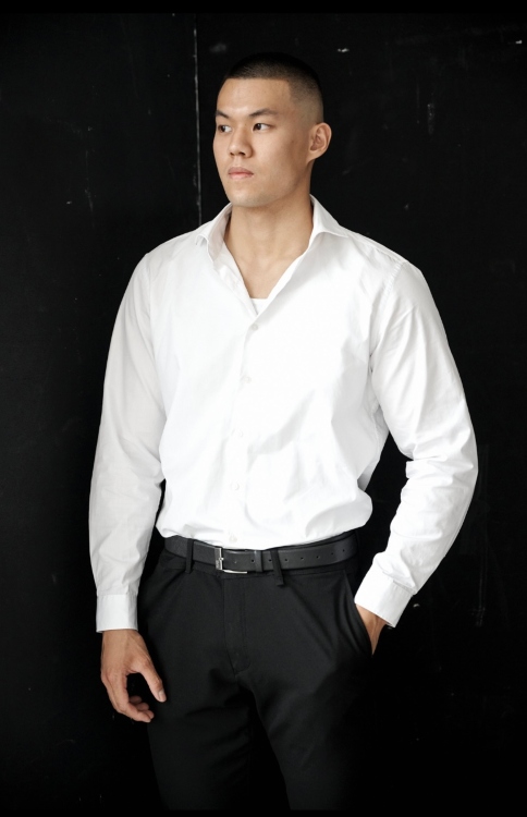Hostess Alan