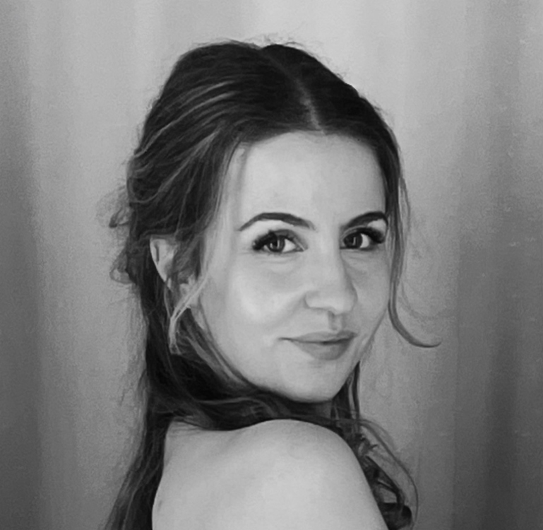 Hostess Emma