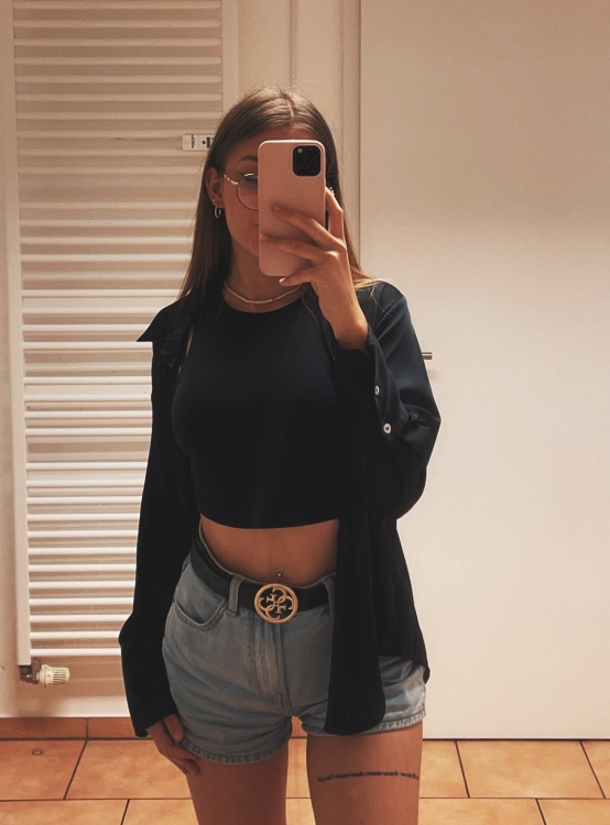 Hostess Jaqueline