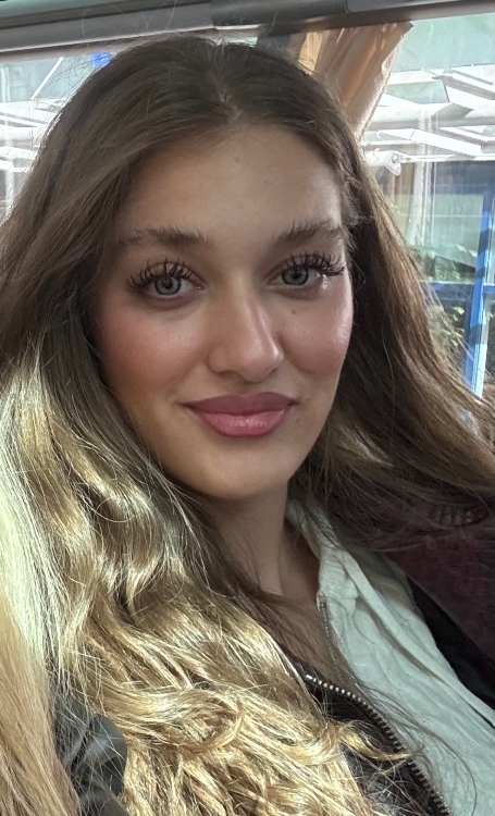 Promoter Su Estella aus Berlin