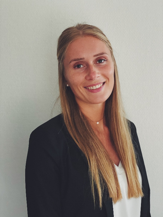 Hôtesse Lea &agrave; D&uuml;sseldorf