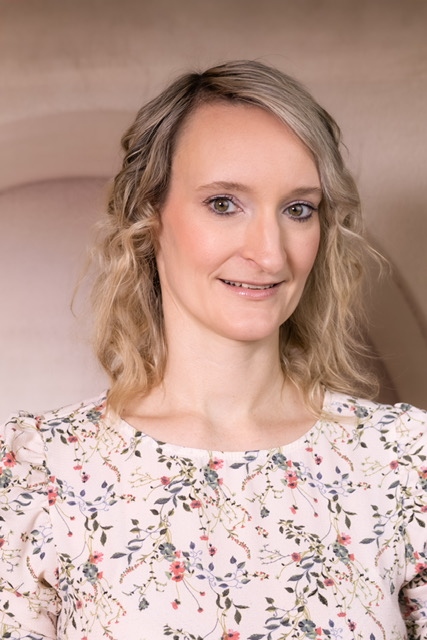 Exhibition Hostess Yasmine  from Hannover