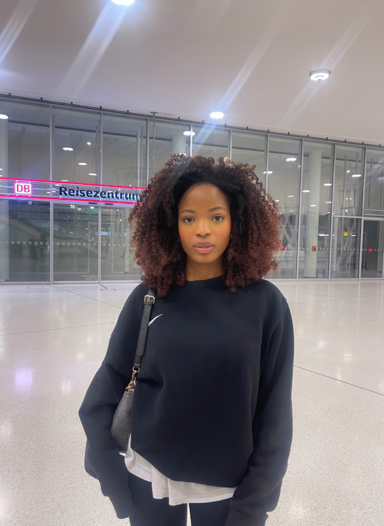 Model Hostess Kehinde  Köln