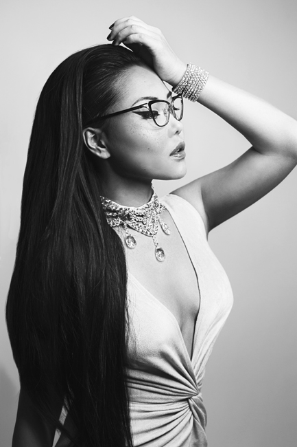 Messehostess Khaliun in Berlin