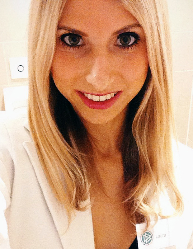 Messehostess Laura Neunkirchen